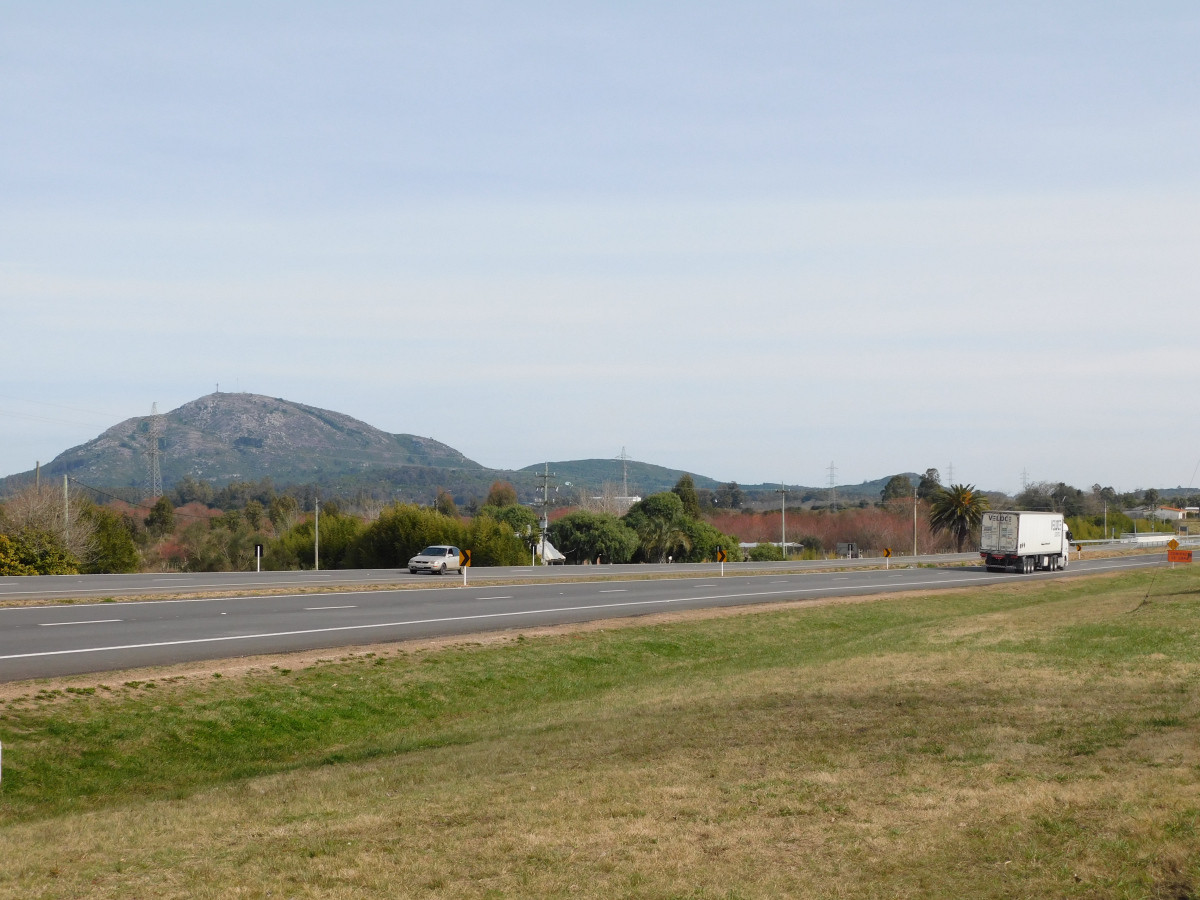 Venta chacra sobre ruta 9 de 2há, Pan de Azucar, Maldonado
