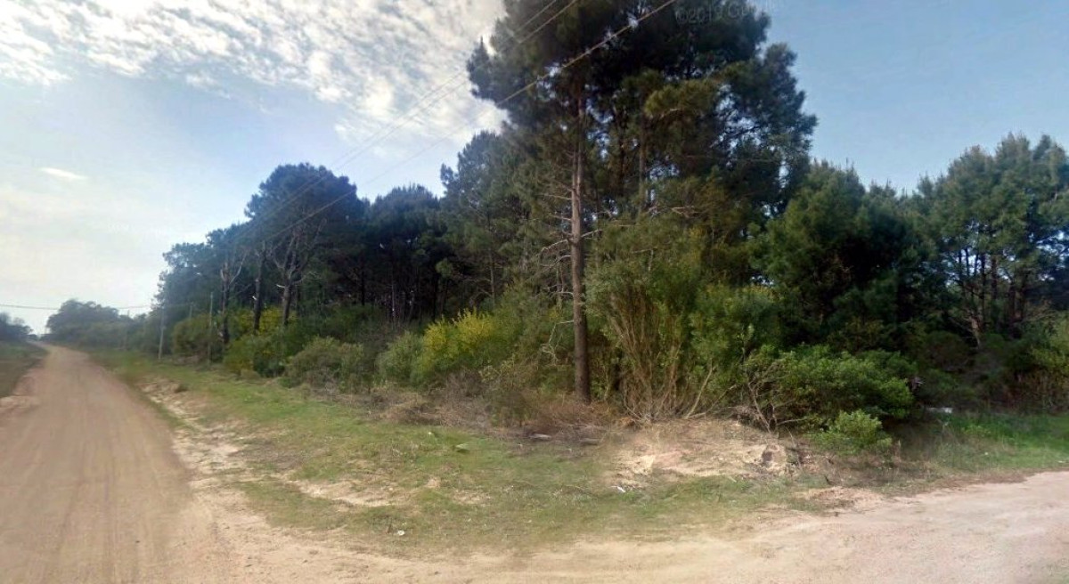 Venta terreno 1125m2 esquina, Punta Colorada, Piriápolis, Maldonado