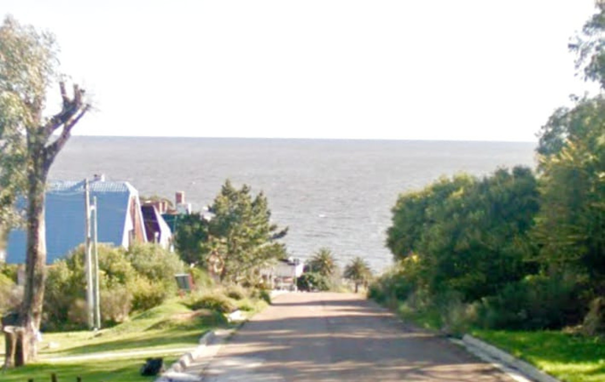 Venta terreno 465m2 Punta Fria, Piriapolis, Maldonado