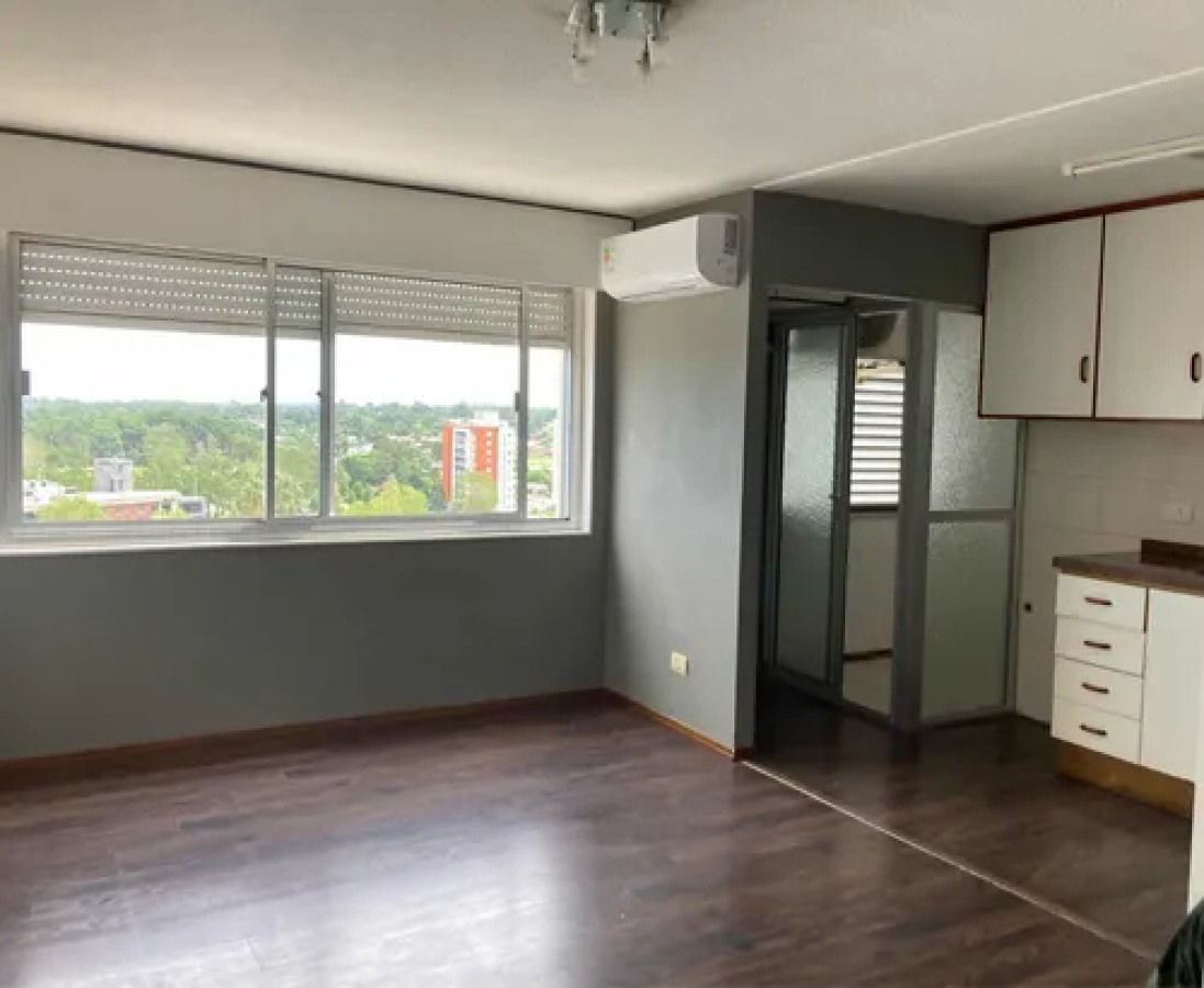 Alquiler lindo apartamento 2 dormitorios en Av. Roosevelt, Punta del este