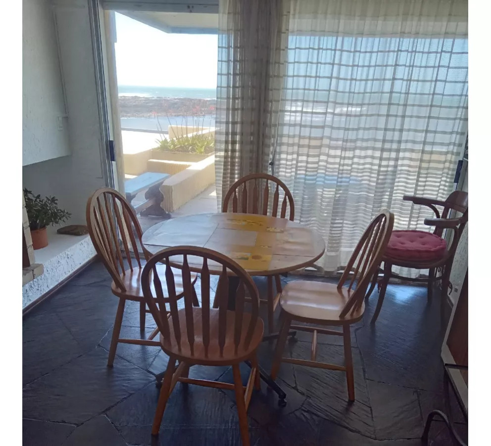 Alquiler Apartamento en frente al mar 1 dormitorio en Península, Punta del este 