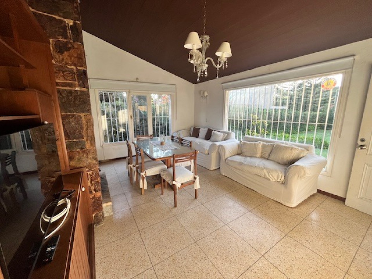 Alquiler hermosa casa 3 dormitorios 2 baños en Punta del este, San Rafael