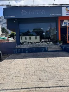 Alquiler Local Comercial 100m2 en Maldonado en frente a Avenida