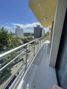 Alquiler apto 3 dormitorios y gge tres cruces