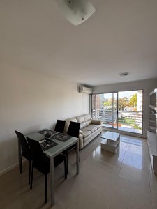 Alquiler de Monoambiente Equipado