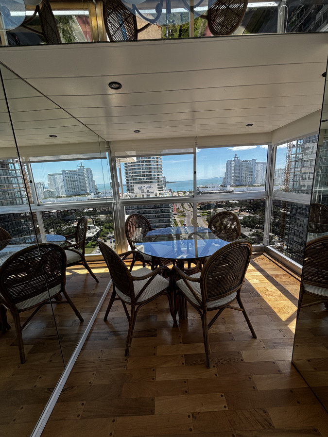 Venta apto 2 dormitios y medio Chiverta