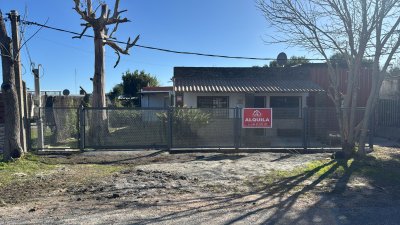 Casa en Alquiler | 2 Dormitorios | Precio: $27.500mes