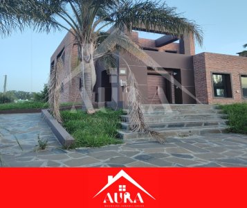 Casa en Alquiler en Barrio Sheraton  Colonia del Sacramento
