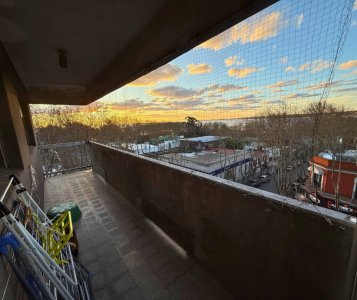  Apartamento en Venta - Pleno Centro de Colonia del Sacramento