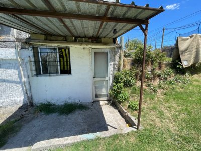 MONOAMBIENTE CON FRENTE Y PATIO