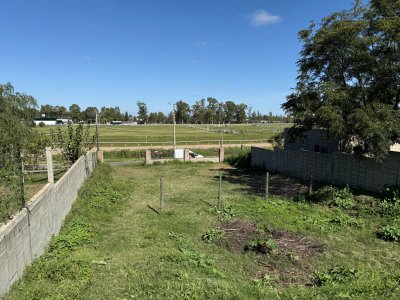 Terreno en Venta de 500 m² frente al Hipódromo de Colonia del Sacramento