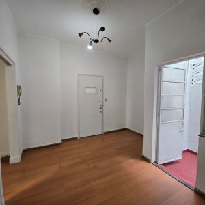 Alquiler apartamento Centro 1 dormitorio y patio