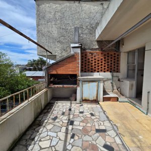 Alquiler apartamento en Perez Castellano 2 dormitorios y terraza.