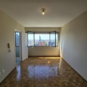 Alquiler apartamento en Centro 1 dormitorio con calefacción central y portería 24hs.