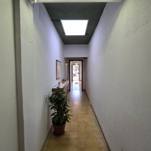 Alquiler apartamento en Larrañaga 2 dormitorios y patio con bajos gastos comunes.
