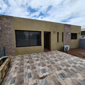 Alquiler apartamento de 2 o 3 dormitorios con barbacoa.