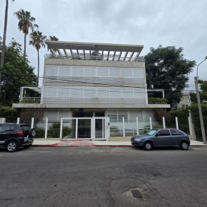 Alquiler apartamento en Punta Carretas 1 dormitorio con acceso a parrilleros.