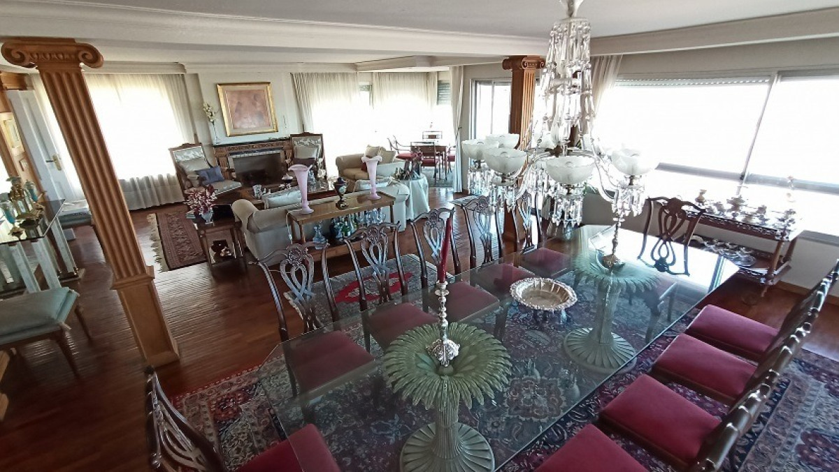 Venta Apartamento Buceo Frente Al Mar.