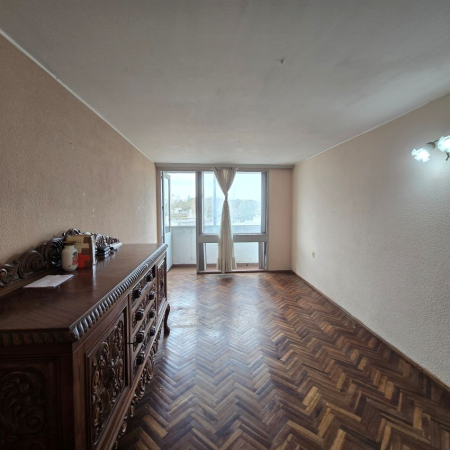 Venta apartamento, 3 dormitorios, balcón, terraza y cocina definida, Aguada