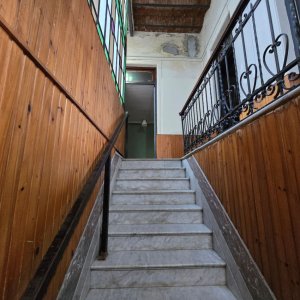 Alquiler casa planta alta 5 dormitorios o más, 2 baños, azotea de uso exclusivo, Centro.