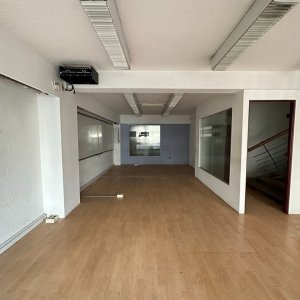 Venta Oficinas En 18 De Julio.