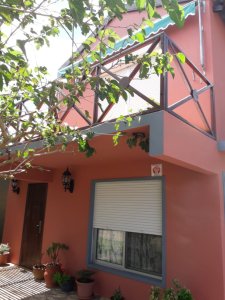 CASA DE DOS PLANTAS EN VENTA O PERMUTA A PASITOS DEL MAR