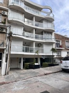 Alquiler Apartamento 2 dormitorios 2 baños, Punta Carretas