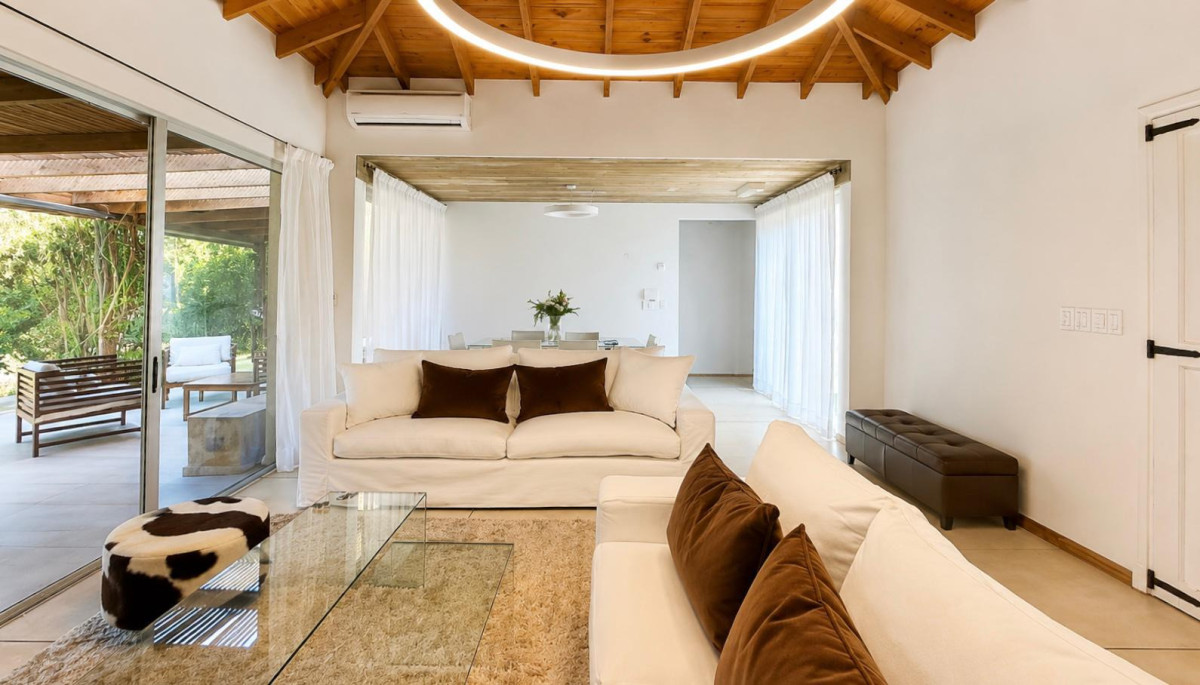Casa en venta Rincon del Indio, Punta del este.