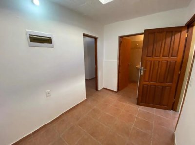 Apartamento En Alquiler Aguada 2  Dormitorios Planta Baja 