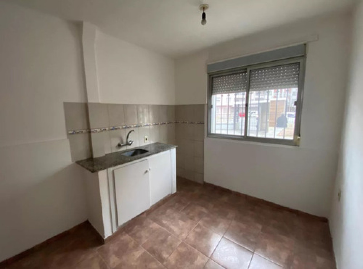 Apartamento en alquiler - Aguada 