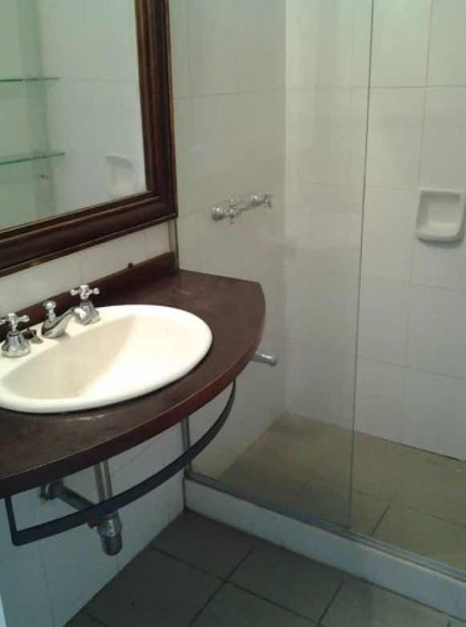 Apartamento en Venta - Parque Rodó 
