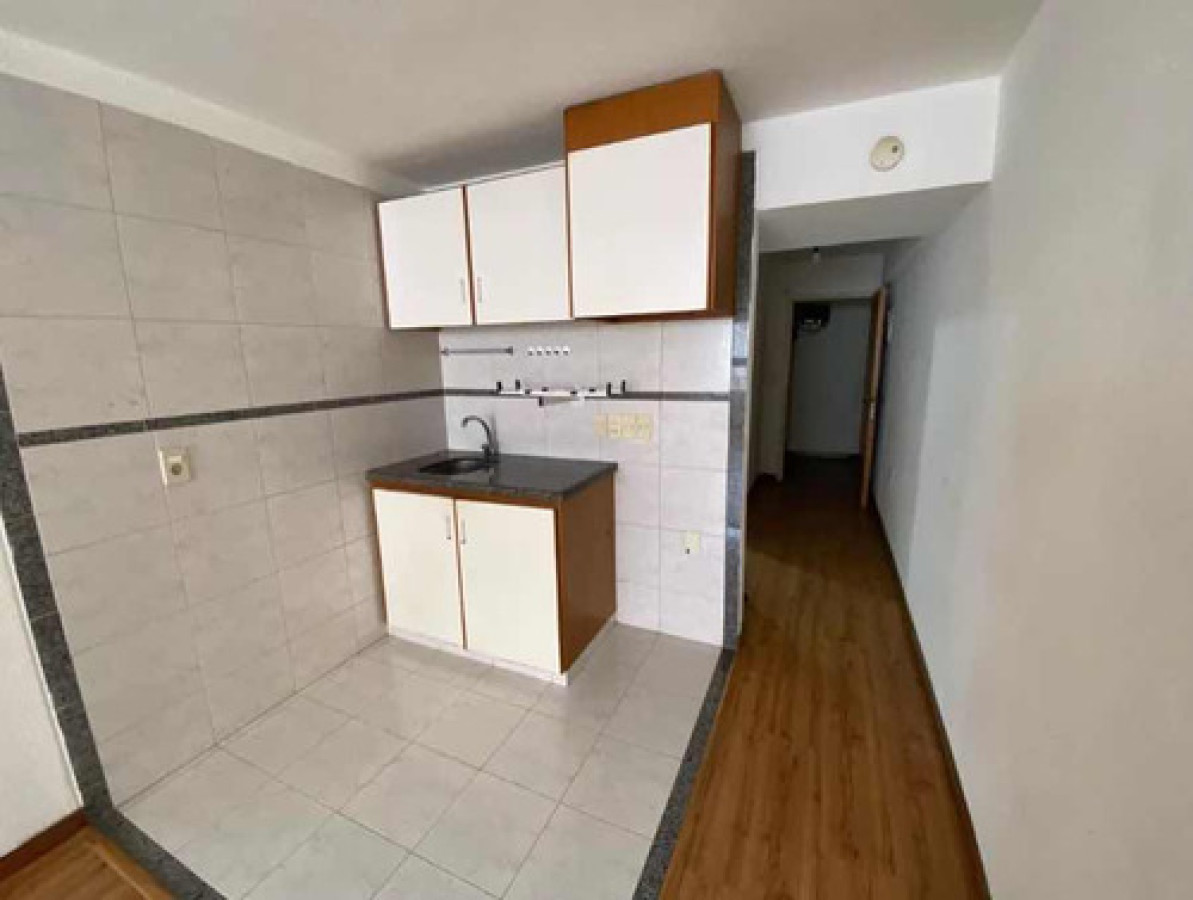 Apartamento Monoambiente en Venta - Tres Cruces 