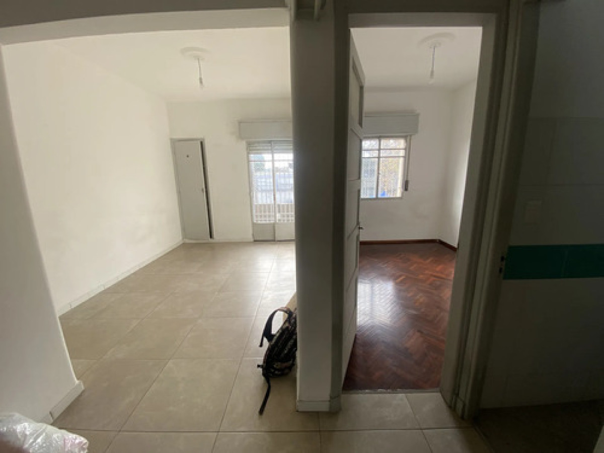 Apartamento en Alquiler - Brazo Oriental 