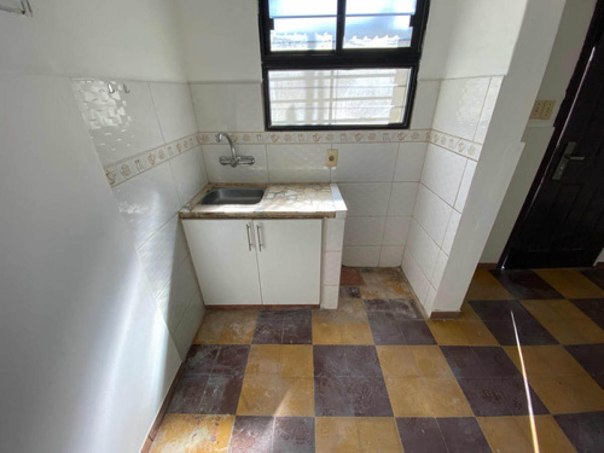 Apartamento en Venta - Ituzaingó 