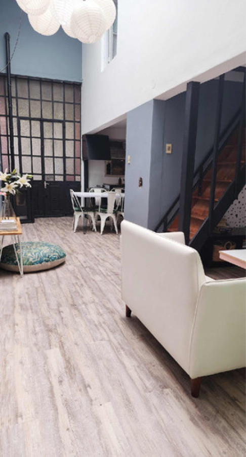 Casa En Venta Cordón Con Garage Y Fondo Con Parrillero