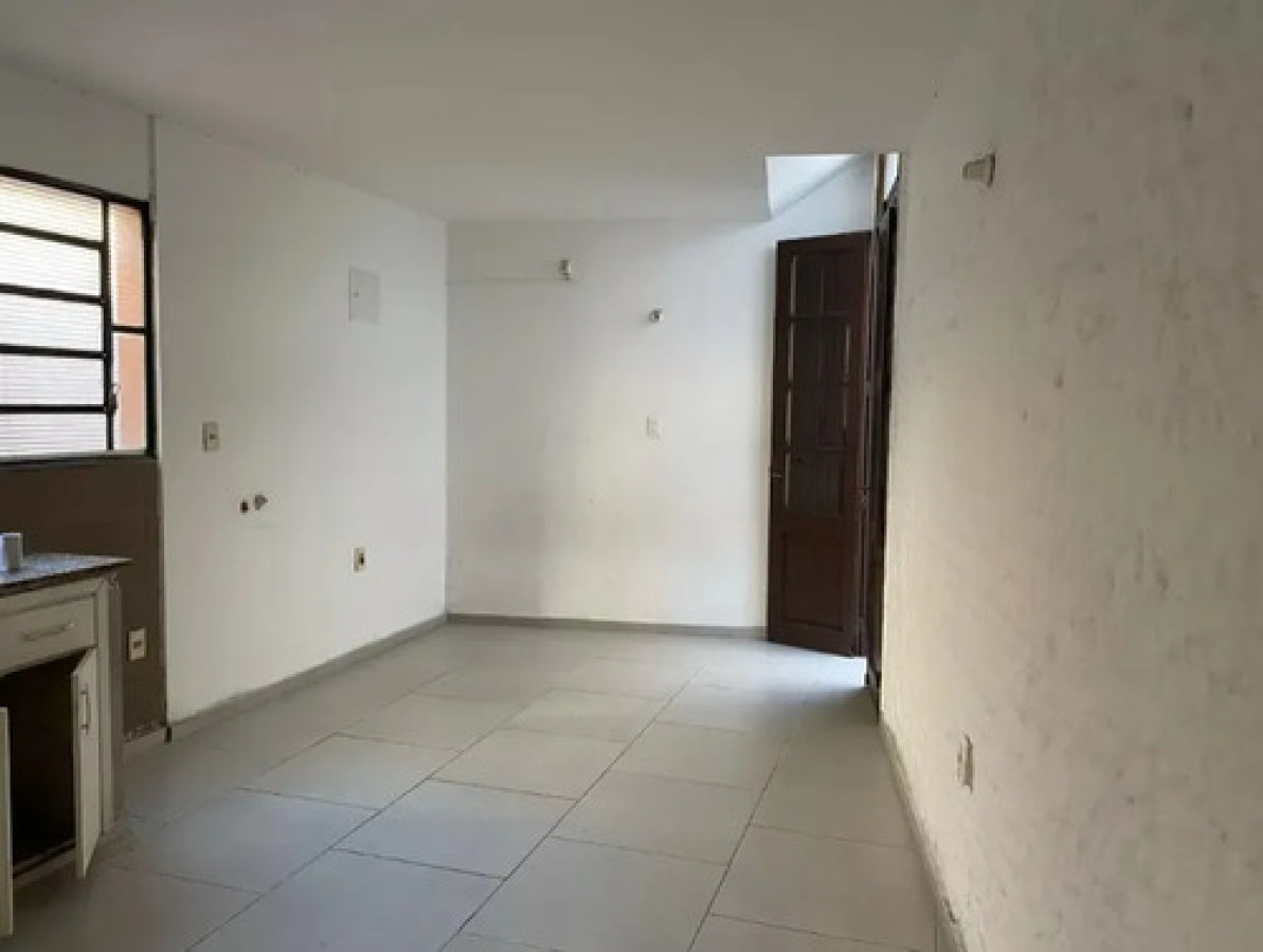 Casa en alquiler - Tres Cruces 