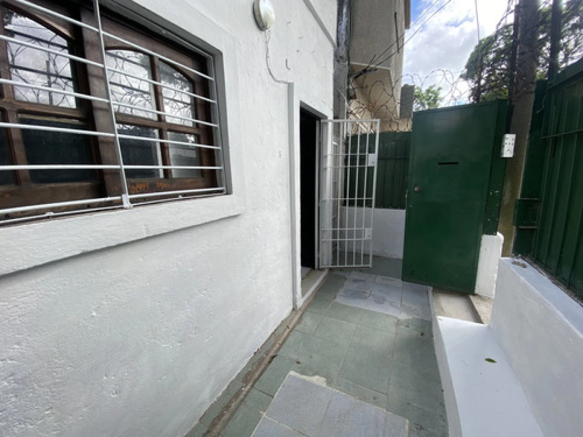 Casa en alquiler - Buceo 