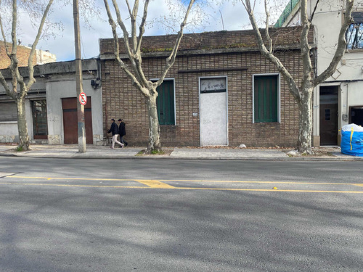 Casa En Venta Para Reciclar Sobre Av Garibaldi - La Comercial