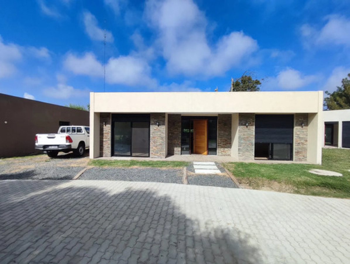 Casa en alquiler - Ciudad de la Costa 