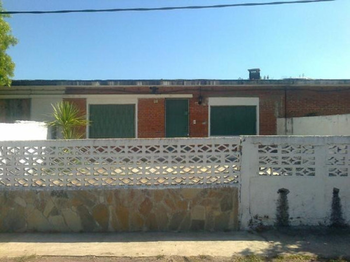 Casa en alquiler - Cerro 