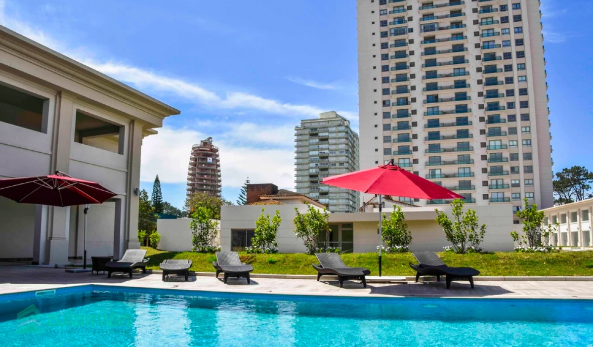 Departamento en alquiler anual y Venta 2 dormitorios Punta del Este