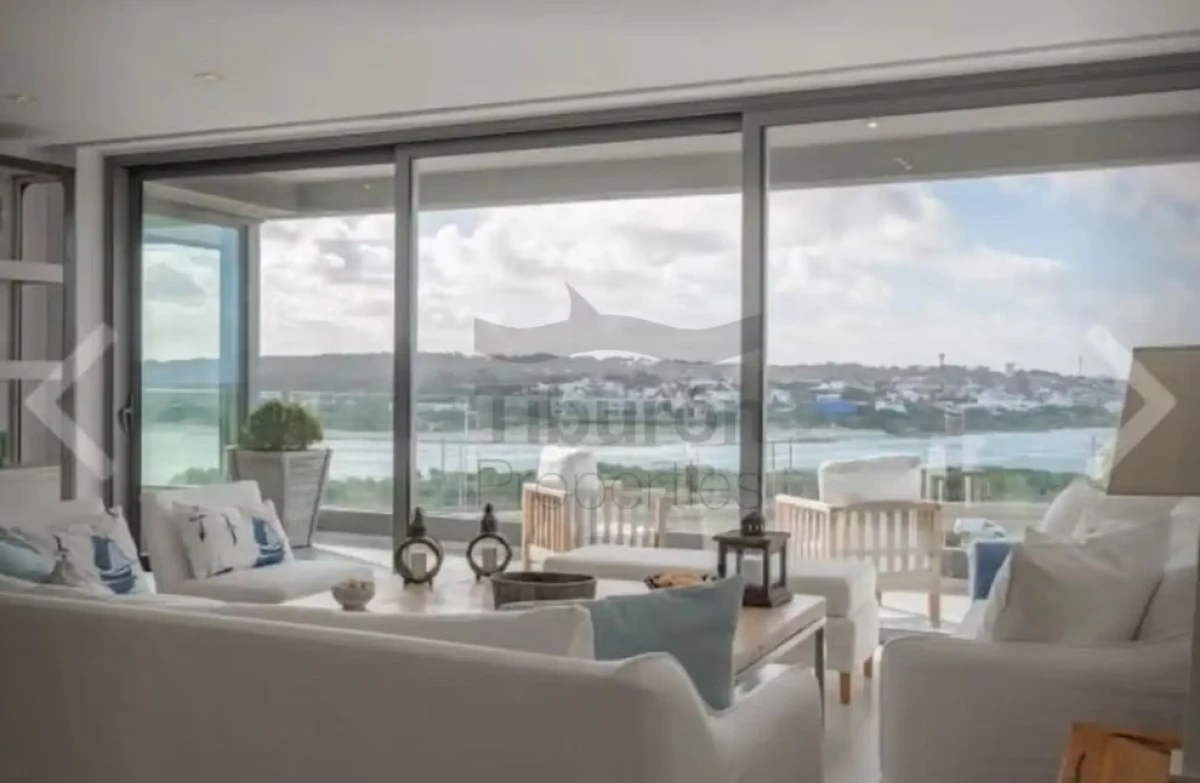 Penthouse dúplex frente al mar con piscina propia en Tiburón Terrazas Barra