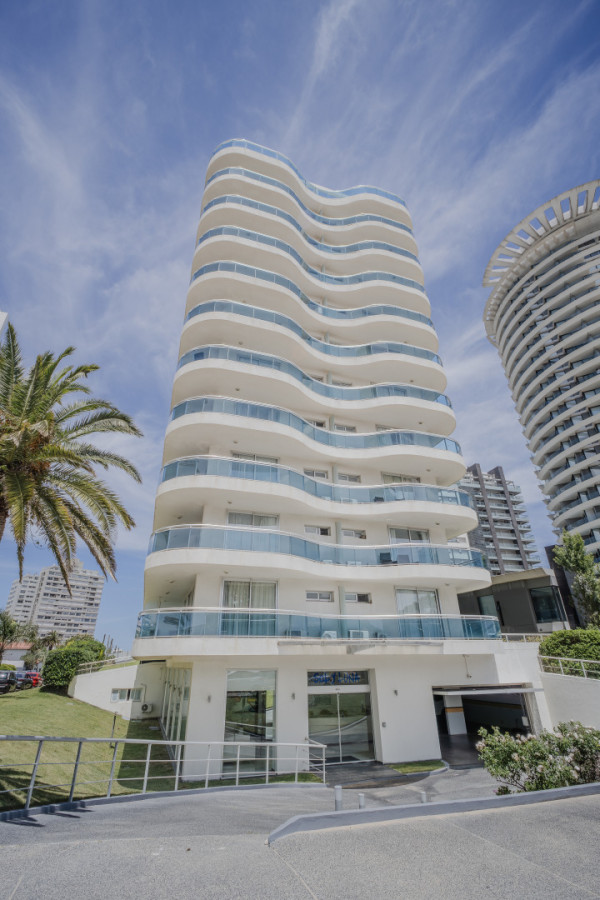 Apartamento en venta 3 dormitorios en Punta del Este