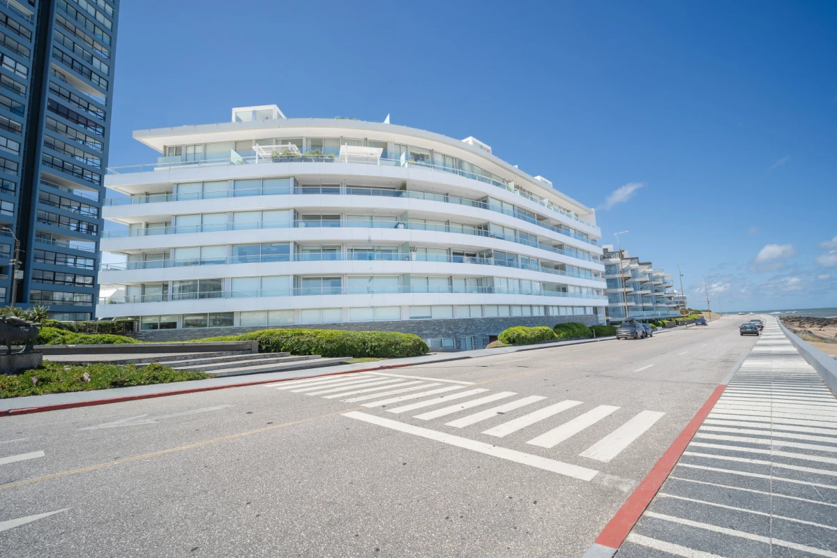 Triplex Penthouse Frente al Mar