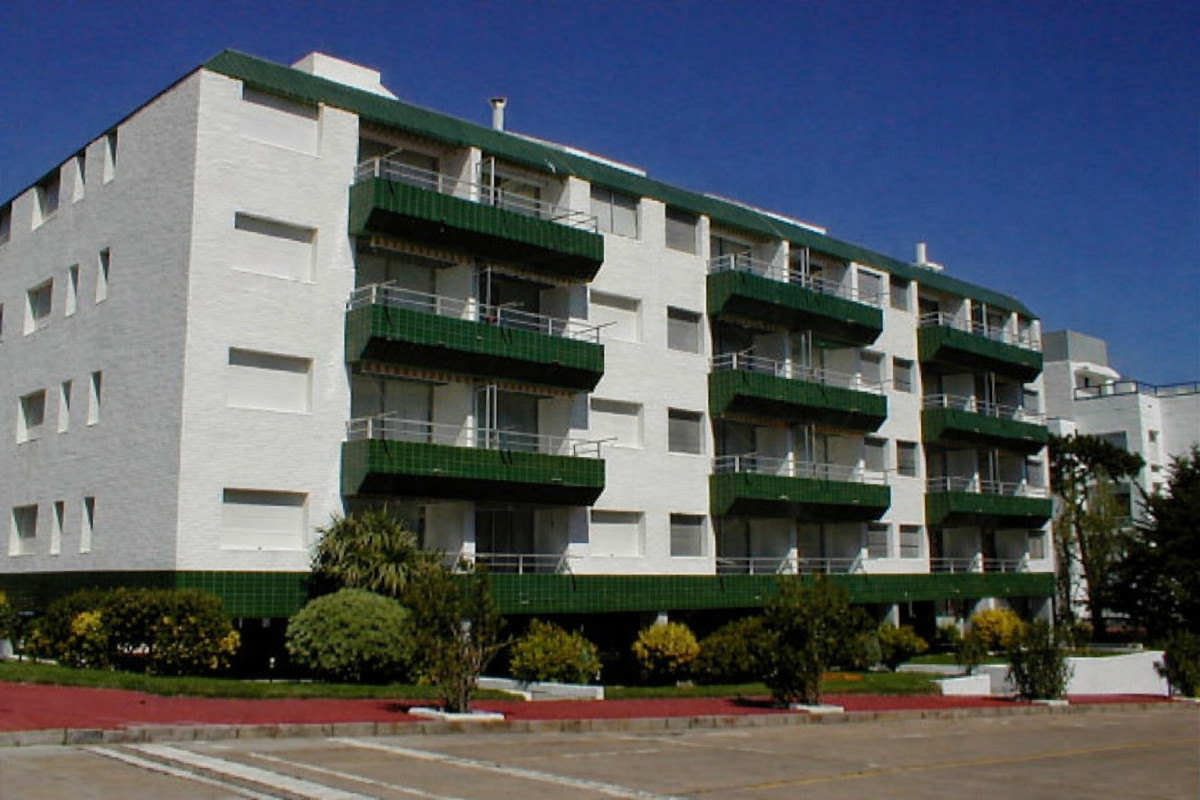 Peninsula, 3 dorm, vista lateral al mar. Cochera