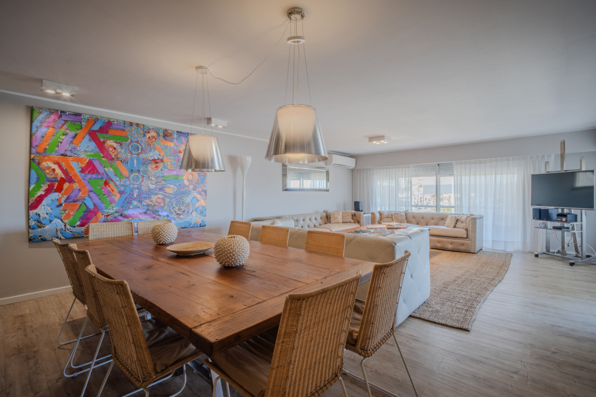 Exclusivo Departamento en la Península con Vista al Puerto y Amenities Premium