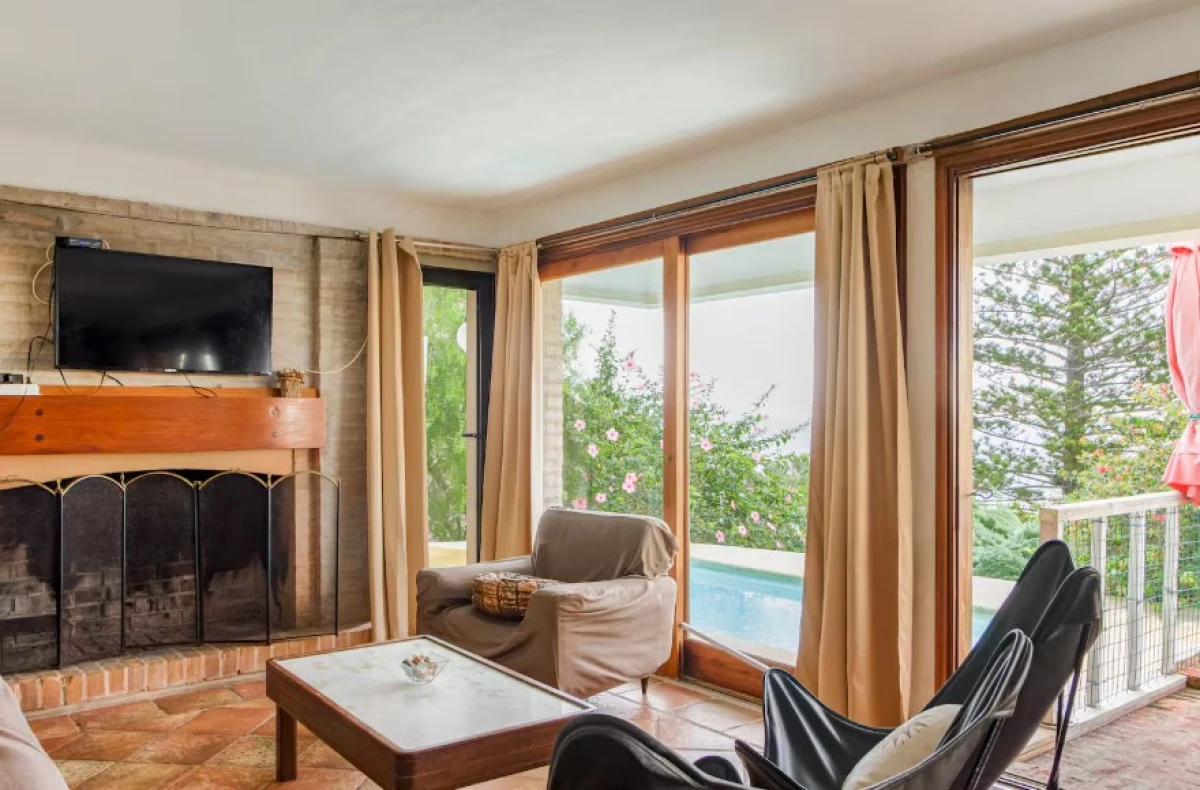 Alquiler de temporada - Casa en Punta Ballena con vista a la bahía de Portezuelo