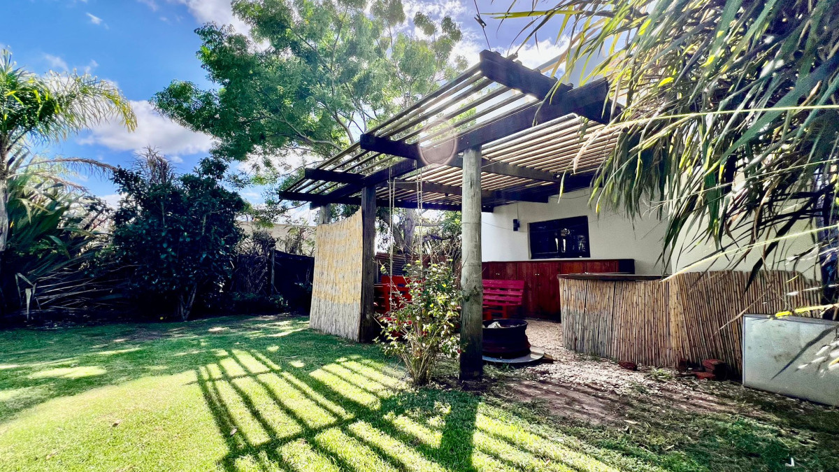 Venta de Casa en La Bota! Oportunidad