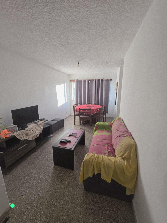 Apartamento en venta en San Carlos - Reciclado, amplio y muy luminoso