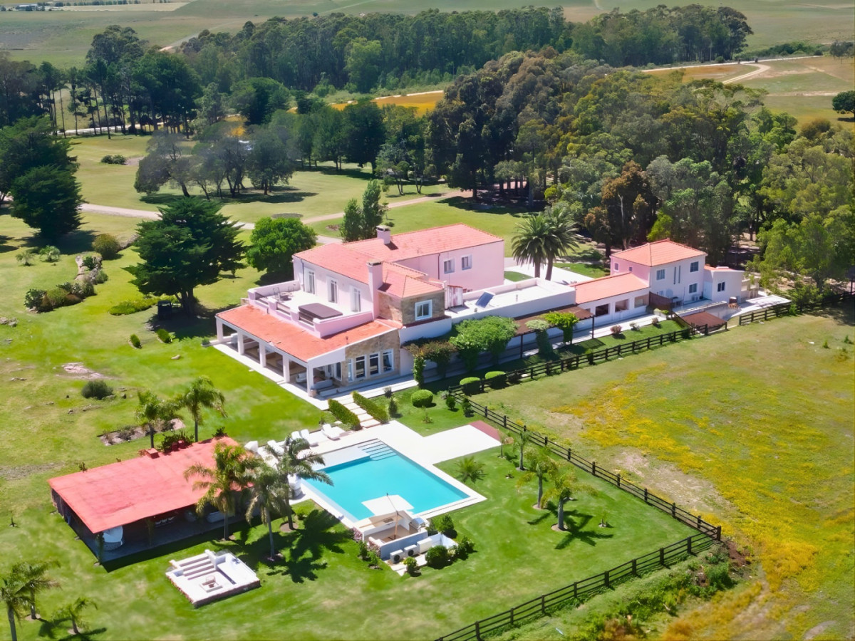 Estancia LQ - 50 hectáreas de privacidad absoluta con helipuerto en Laguna del Sauce